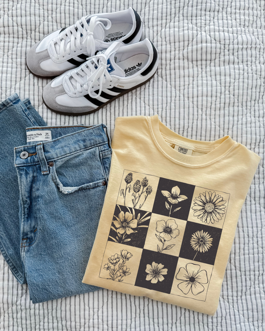 CHECKERED FLOWERS - TSHIRT