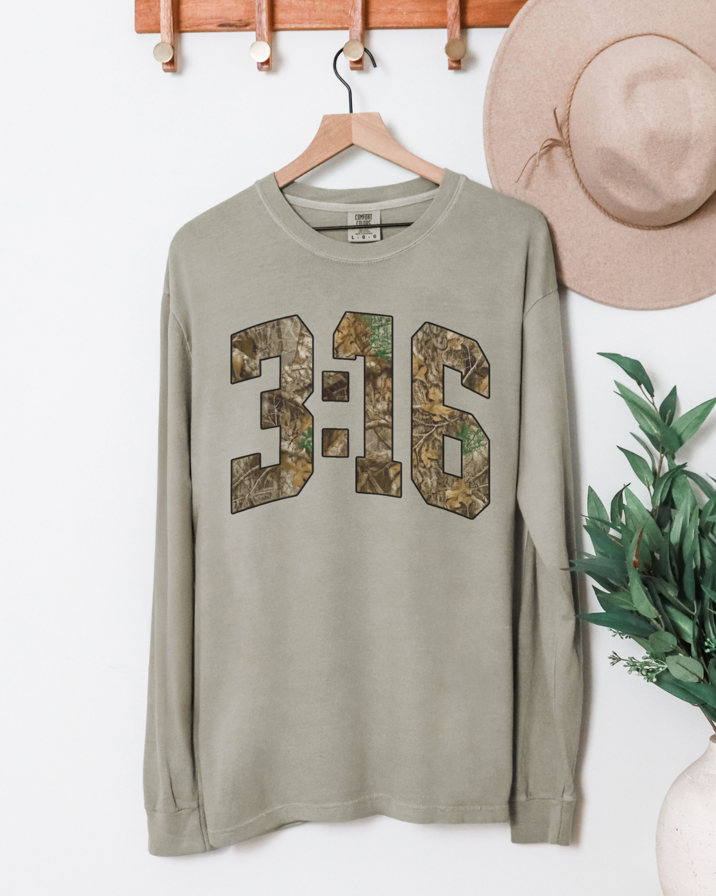 JOHN 3:16 CAMO - LONG SLEEVE SHIRT