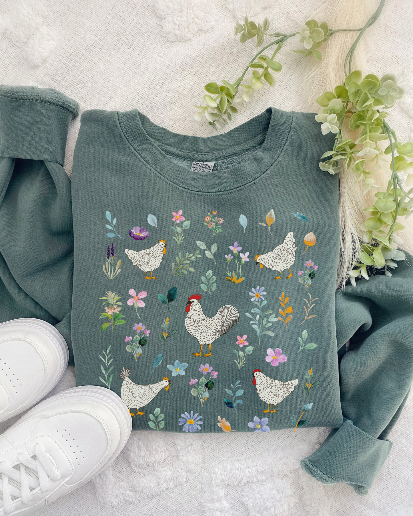 CHICKENS & PETALS - SWEATSHIRT