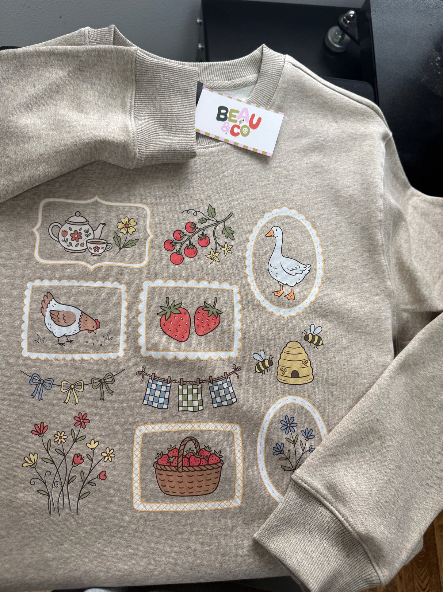 FRESHLY PICKED - SWEATSHIRT