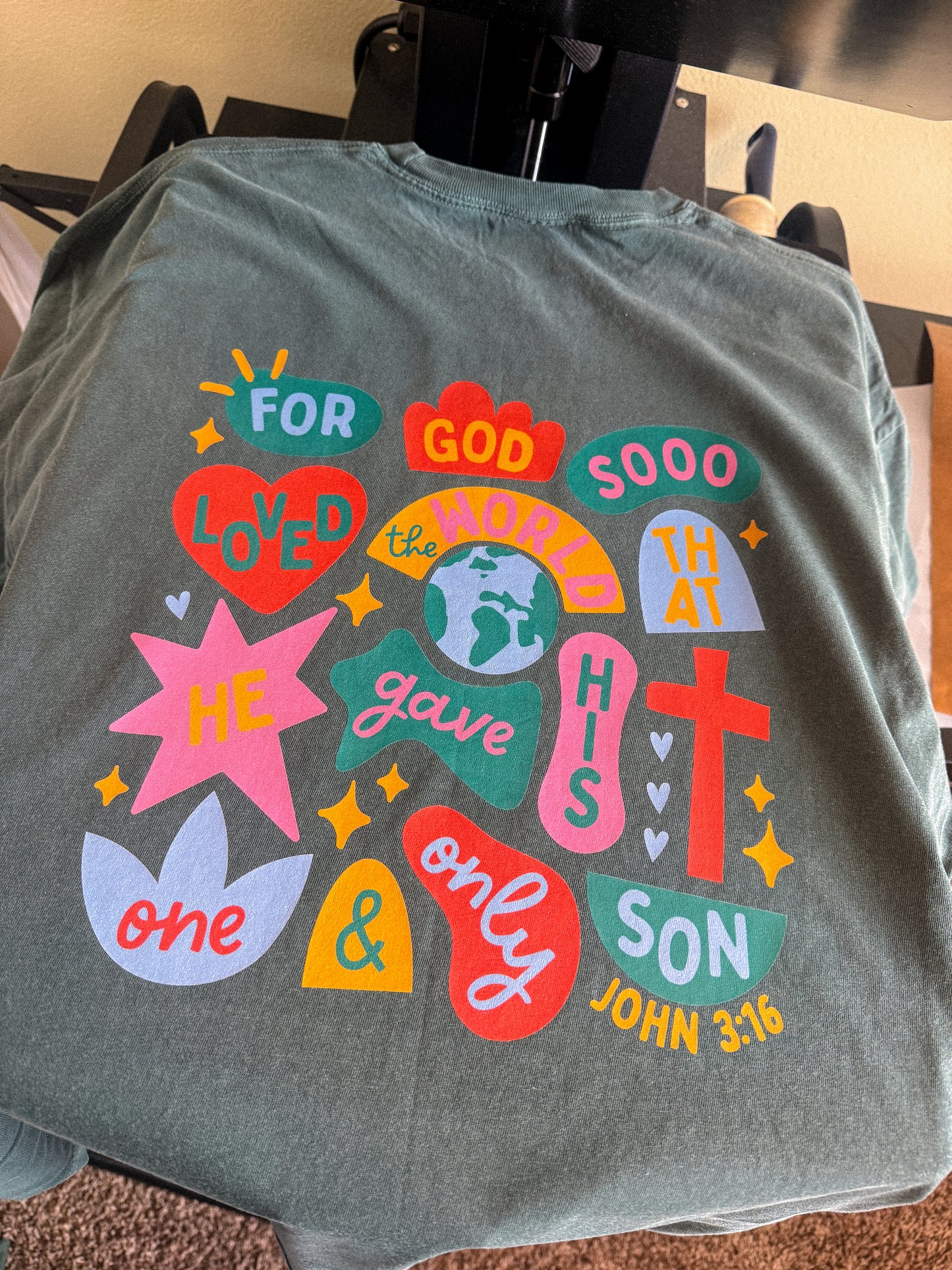 JOHN 3:16 DOODLES - TSHIRT