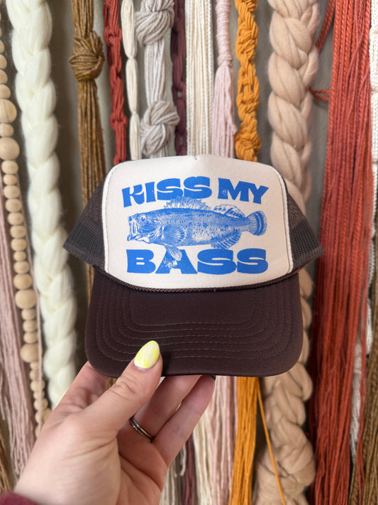 KISS MY BASS - TRUCKER HAT