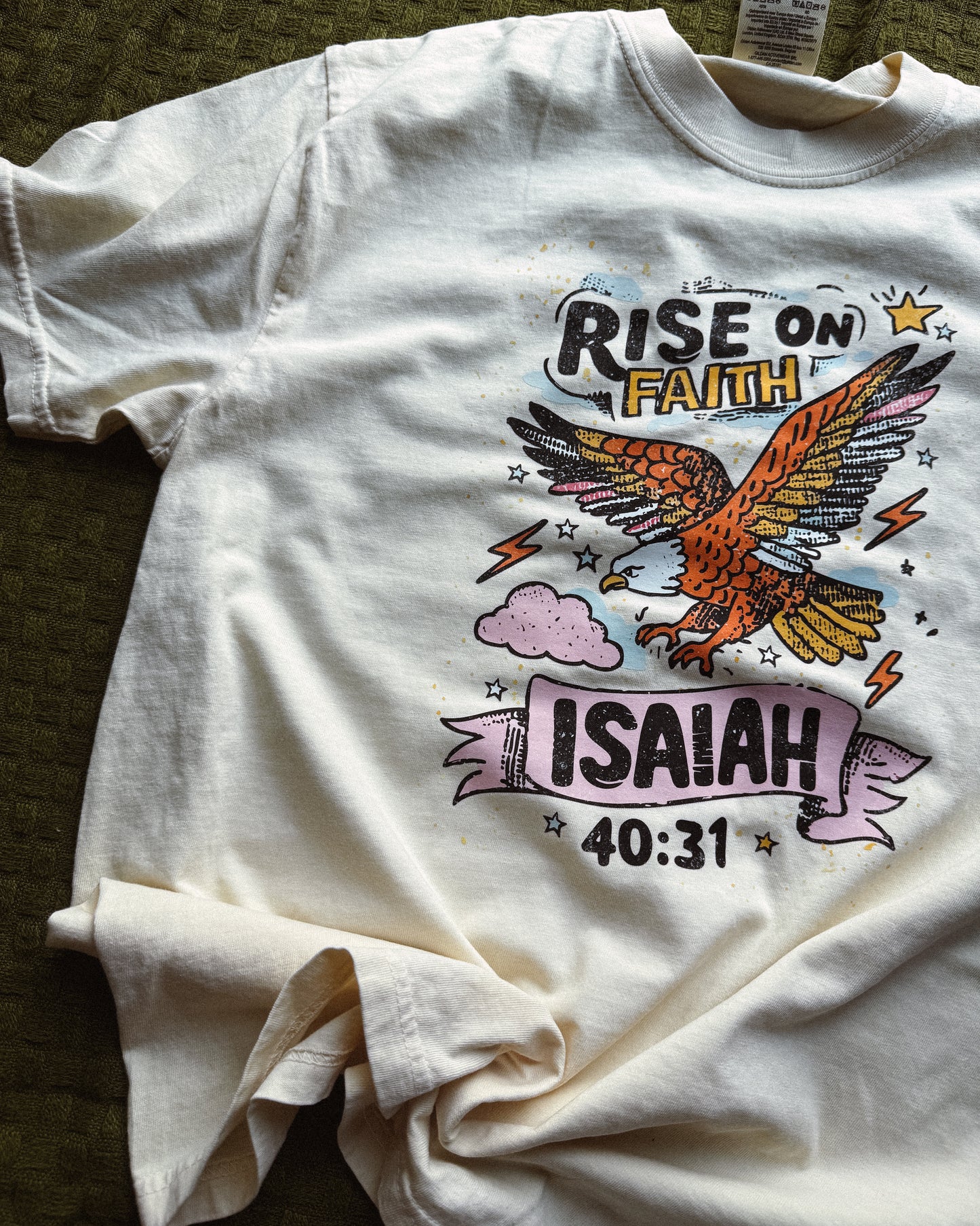 RISE ON FAITH (ISAIAH 40:31) - TSHIRT
