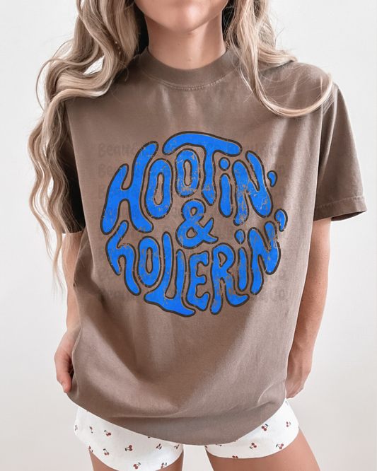 HOOTIN' & HOLLERIN' - TSHIRT