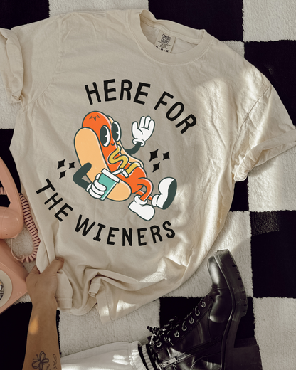 HERE FOR THE WIENERS!