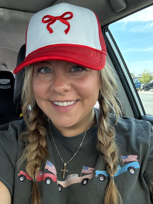 RED BOW  - TRUCKER HAT