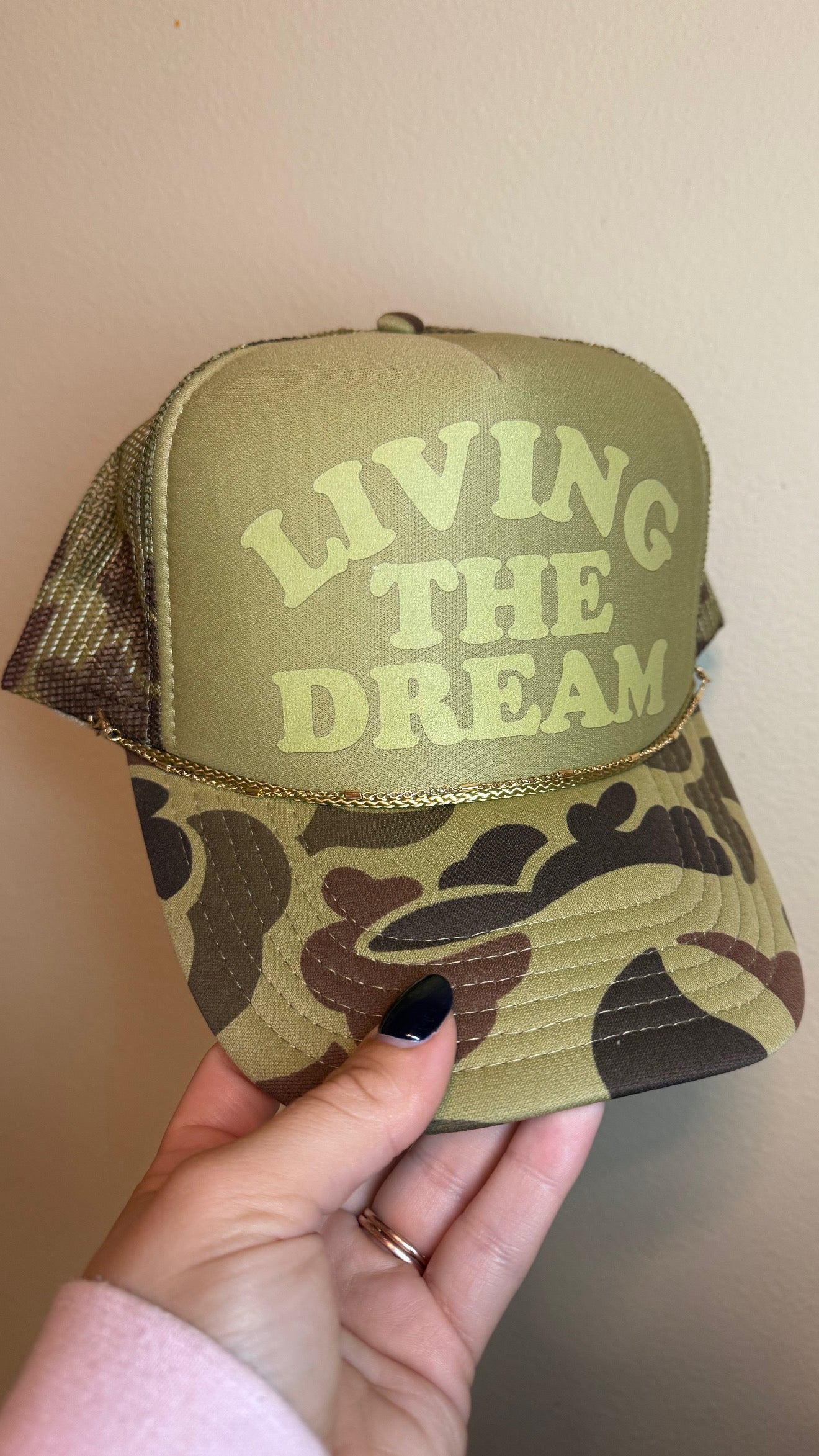 LIVING THE DREAM - TRUCKER HAT