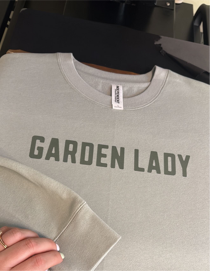 GARDEN LADY
