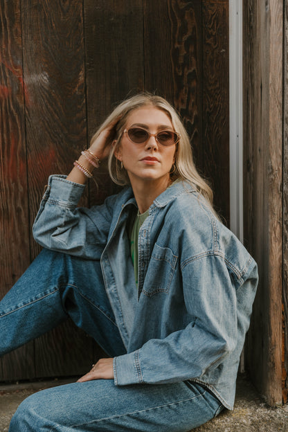 THE PERFECT DENIM BUTTON DOWN