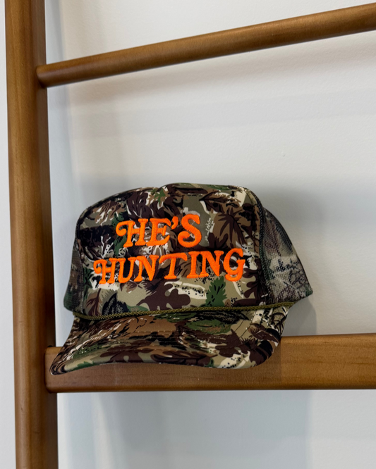 HE'S HUNTING - TRUCKER HAT